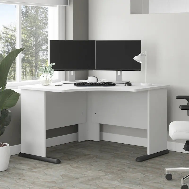 Un bureau d'angle informatique 48W