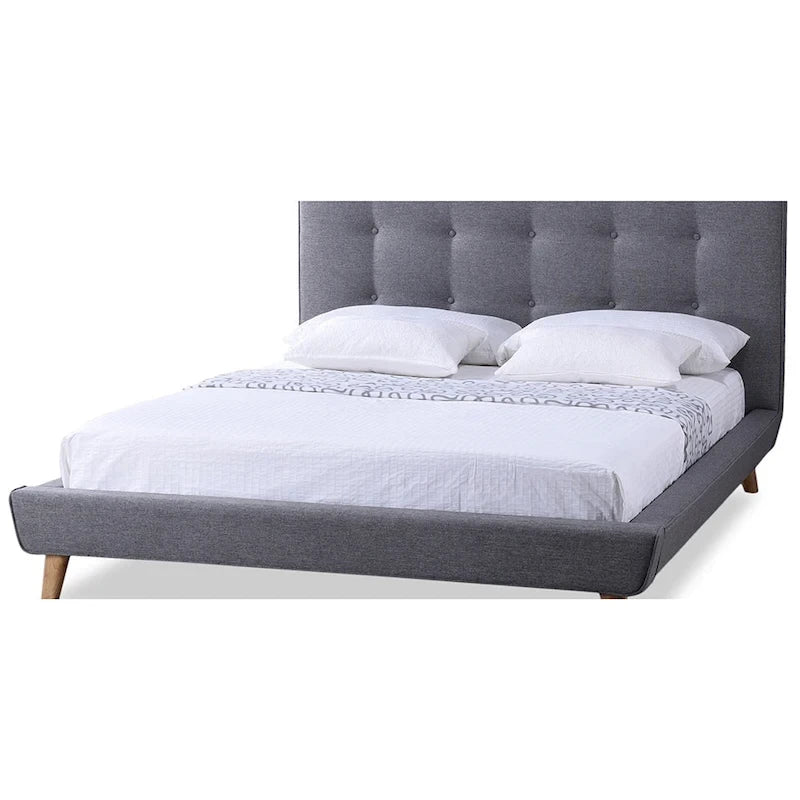 Lit plateforme Carson Carrington Svinninge gris rembourré de style Mid-century
