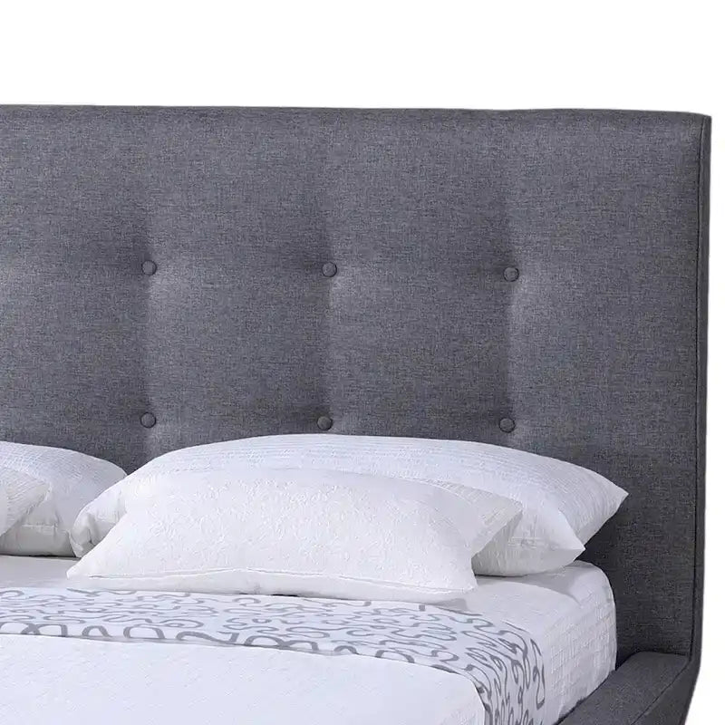 Lit plateforme Carson Carrington Svinninge gris rembourré de style Mid-century